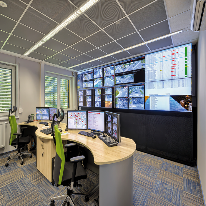 Solutions_control_centr